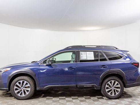 Used 2025 Subaru Outback Premium w/ Popular Package #1A AWD/4WD image 17