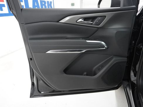 New 2026 Chevrolet Traverse LT w/ Sun and Wheel Package image 13