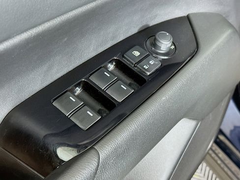 Used 2023 MAZDA CX-5 AWD 2.5 S w/ Select Package image 18