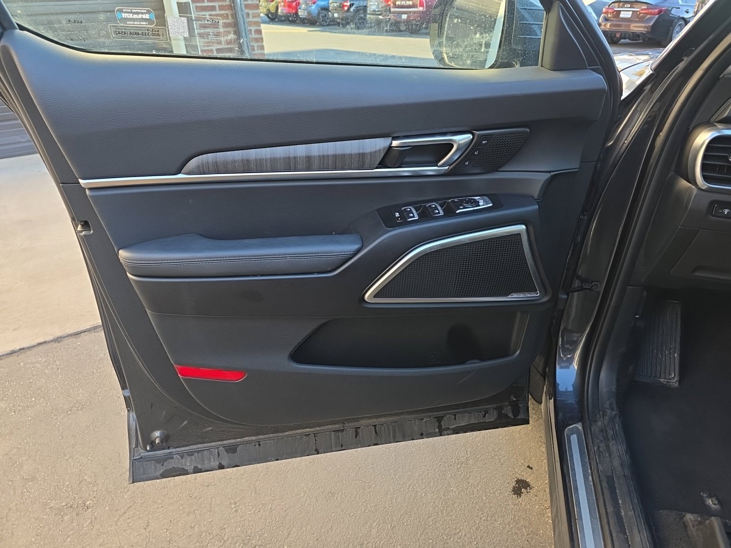 Used 2024 Kia Telluride SX Prestige AWD/4WD image 23