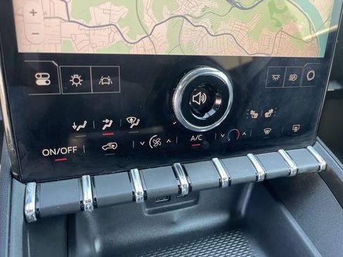 Used 2025 GMC Terrain Elevation w/ Black Edition AWD/4WD image 19