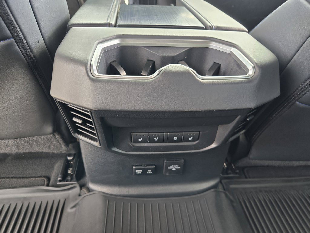 Used 2023 Toyota Tundra Platinum AWD/4WD image 13