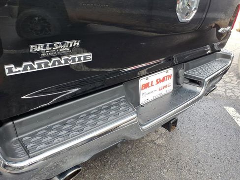 Used 2019 RAM 1500 Laramie image 17