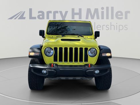 Used 2023 Jeep Gladiator Mojave w/ Cold Weather Group AWD/4WD image 8