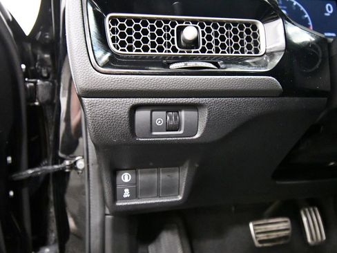 Certified 2023 Honda Civic Sport image 18