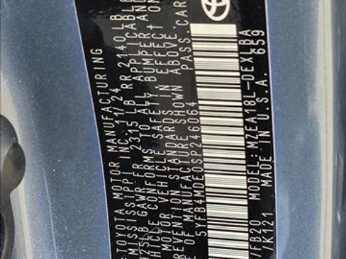 Used 2025 Toyota Corolla LE FWD image 17