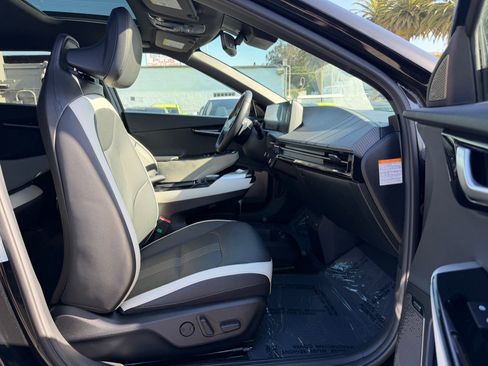Used 2023 Kia EV6 GT-Line RWD image 42