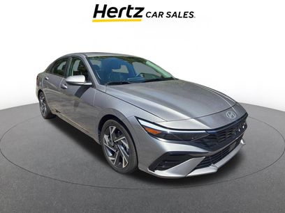 Used 2025 Hyundai Elantra Limited