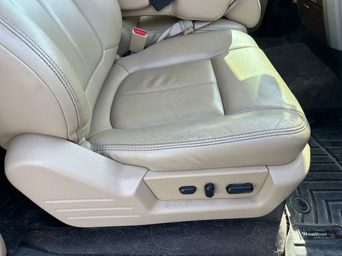 Used 2012 Ford F150 Lariat w/ Lariat Plus Pkg AWD/4WD image 28