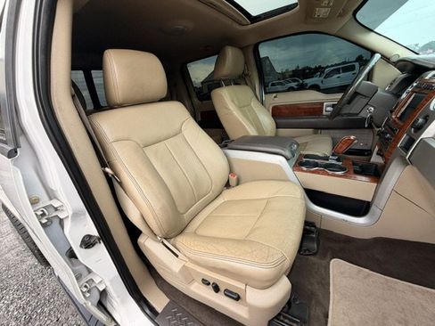 Used 2010 Ford F150 Lariat RWD image 9