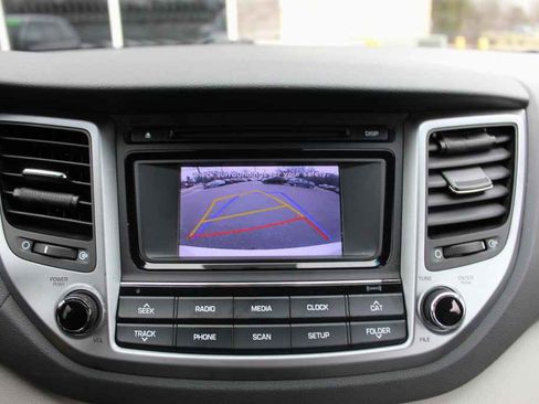 Used 2016 Hyundai Tucson SE image 19