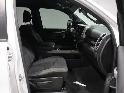 Used 2019 RAM 1500 Big Horn AWD/4WD image 23