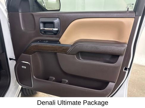 Used 2017 GMC Sierra 1500 Denali w/ Denali Ultimate Package AWD/4WD image 22