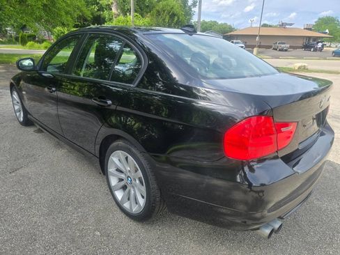 Used 2011 BMW 328i xDrive Sedan w/ Premium Pkg AWD/4WD image 5