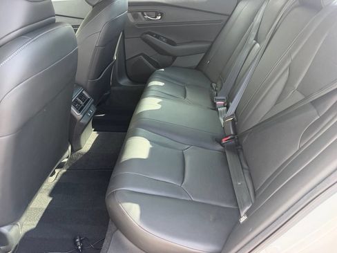 Used 2023 Honda Accord Touring image 14