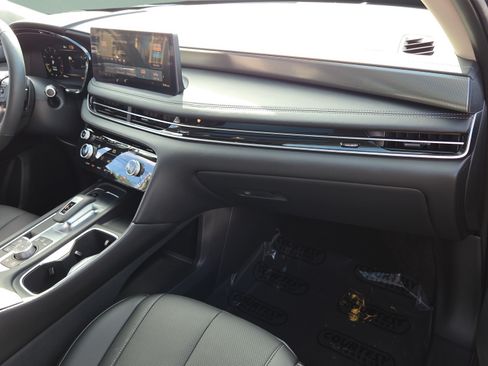 Used 2026 INFINITI QX60 Luxe w/ Cargo Package FWD image 16