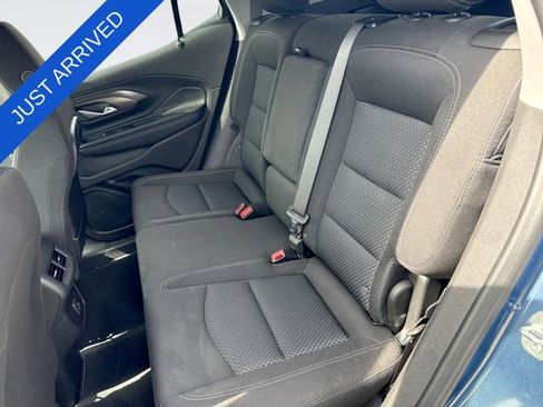 Used 2024 GMC Terrain SLE w/ Driver Convenience Package FWD image 22