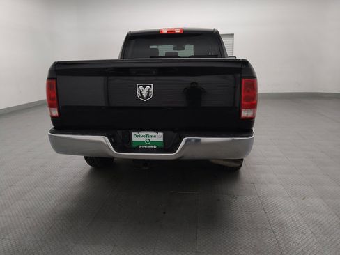 Used 2018 RAM 1500 Tradesman w/ Chrome Appearance Group RWD image 7