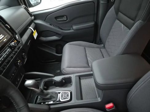 New 2026 Nissan Frontier SV w/ SV Convenience Package image 22
