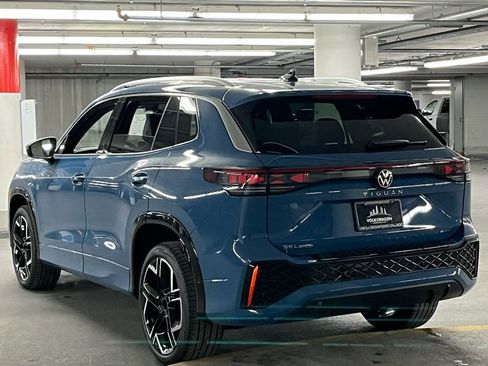 New 2026 Volkswagen Tiguan SEL R-Line AWD/4WD image 5