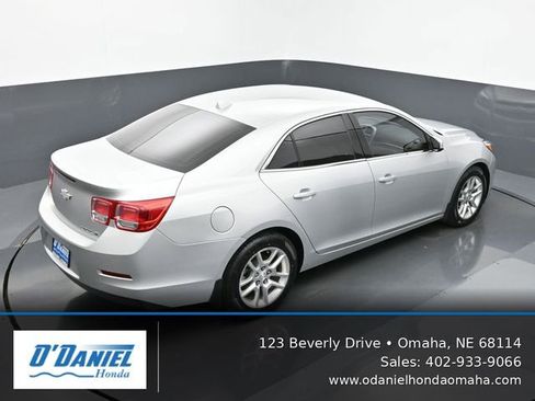 Used 2013 Chevrolet Malibu Eco w/ Navigation Package FWD image 18