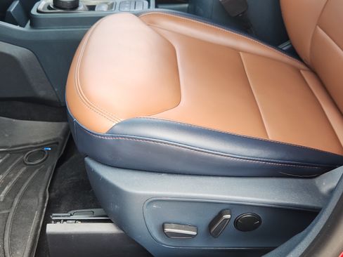 Used 2022 Ford Maverick Lariat w/ Lariat Luxury Package FWD image 25