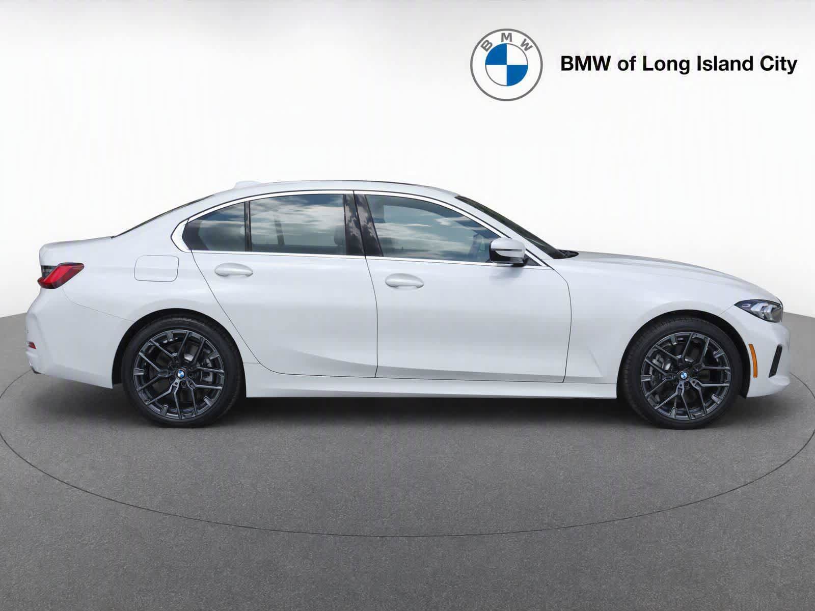 New 2026 BMW 330i xDrive Sedan w/ Convenience Package AWD/4WD image 8