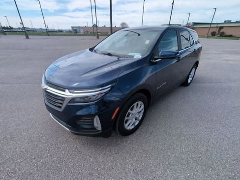 Used 2022 Chevrolet Equinox LT image 11