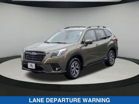 Certified 2023 Subaru Forester Premium image 8