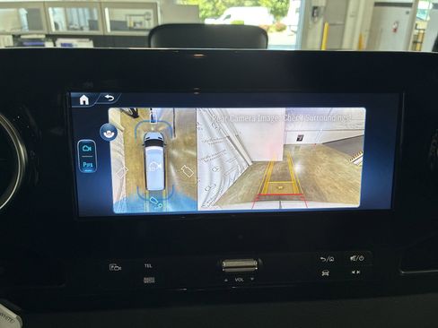 New 2025 Mercedes-Benz Sprinter 2500 image 17