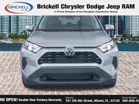 Used 2024 Toyota RAV4 XLE w/ Convenience Package FWD image 3