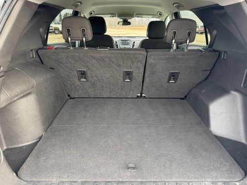 Used 2020 Chevrolet Equinox LT image 23
