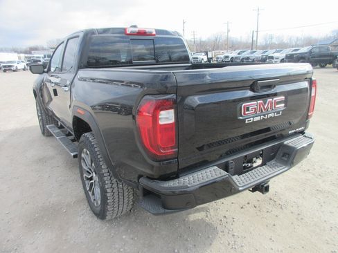 New 2026 GMC Canyon Denali image 8