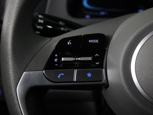 Certified 2024 Hyundai Elantra SE FWD image 26