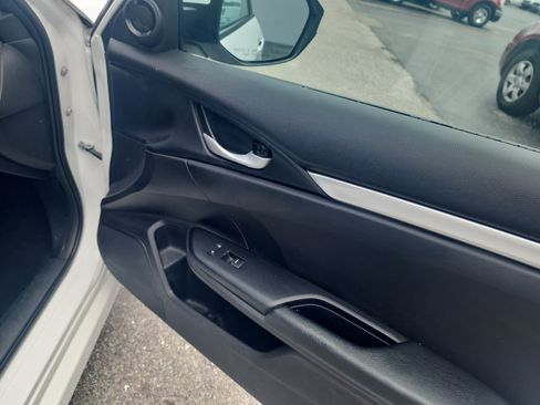 Used 2019 Honda Civic Sport image 25