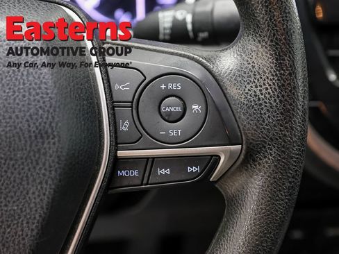 Used 2021 Toyota Camry LE FWD image 15