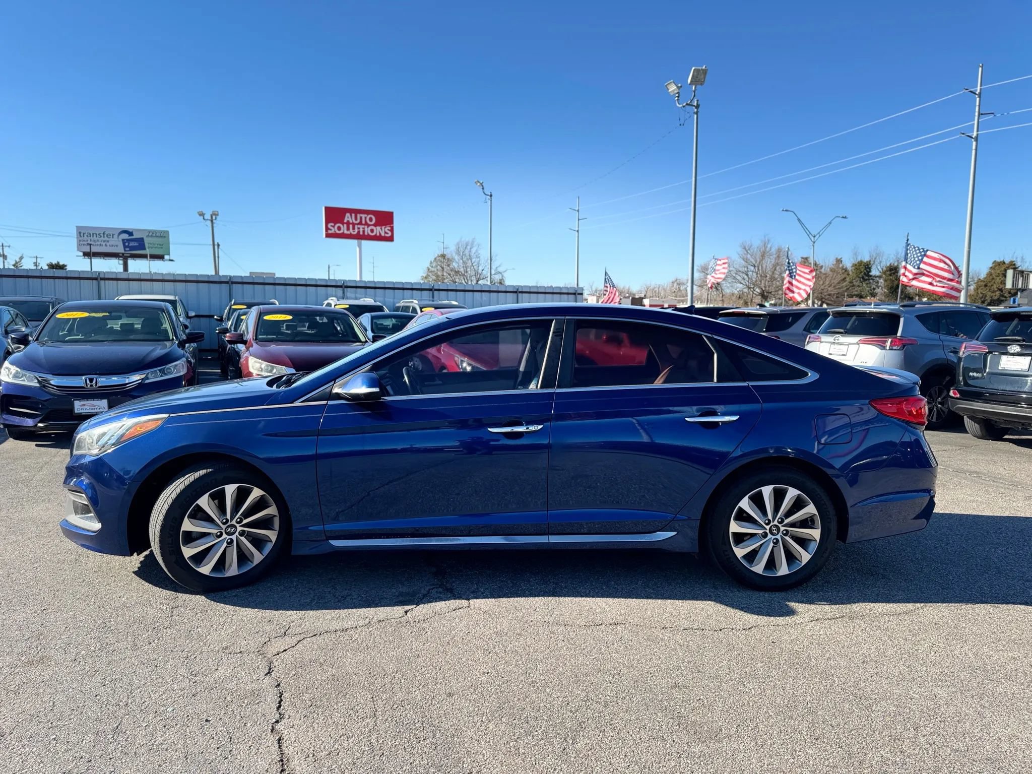 Used 2016 Hyundai Sonata Sport w/ Option Group 02 FWD image 6