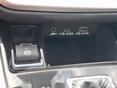 Certified 2024 Subaru Outback Touring XT AWD/4WD image 22
