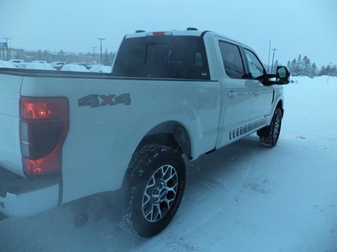 Used 2022 Ford F250 Lariat image 6