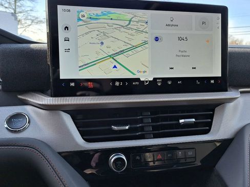 New 2026 Ford Explorer Active w/ Active Comfort Package image 10