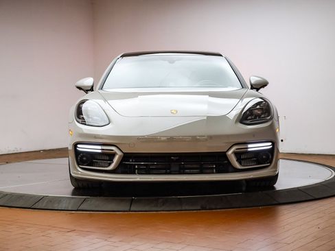 Certified 2022 Porsche Panamera GTS image 13