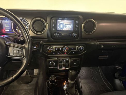 Used 2020 Jeep Wrangler Unlimited Sport S AWD/4WD image 20