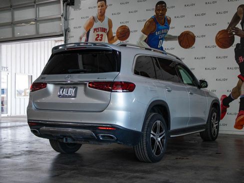 Used 2020 Mercedes-Benz GLS 450 4MATIC image 27