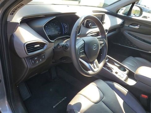 Used 2019 Hyundai Santa Fe Limited image 18