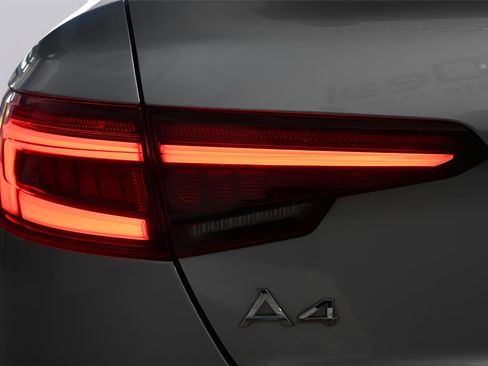 Used 2019 Audi A4 2.0T Premium Plus w/ Premium Plus Package AWD/4WD image 32