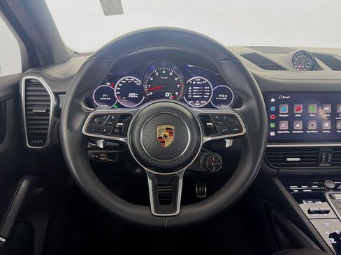 Certified 2023 Porsche Cayenne S AWD/4WD image 12