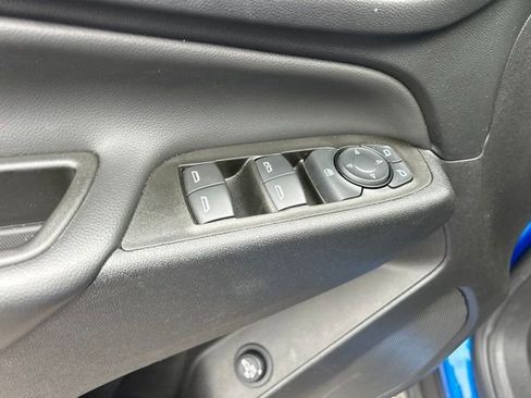 Used 2024 Chevrolet Equinox LT AWD/4WD image 13