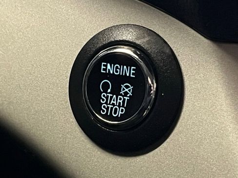 Used 2016 Ford C-MAX Energi SEL image 13