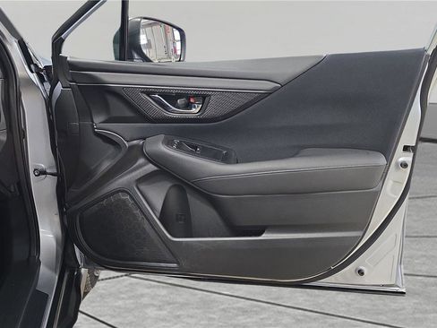 Used 2023 Subaru Outback Premium image 15