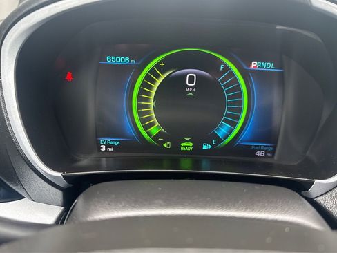 Used 2018 Chevrolet Volt LT w/ Comfort Package FWD image 16